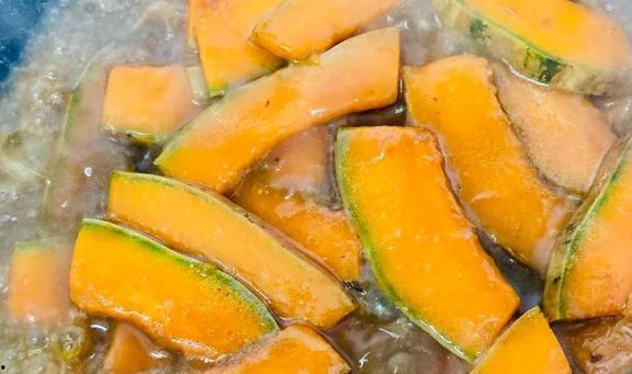 吃中药不让吃带瓜,瓜类食物需谨慎食用